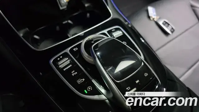 Mercedes-Benz E-Class 2019 — Şəkil 10/32