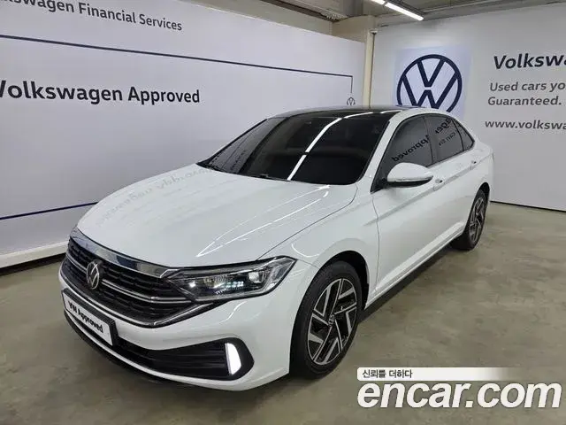 Volkswagen Jetta 2022 — Şəkil 1/20
