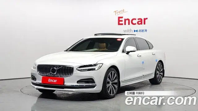 Volvo S90 2021 — Photo 16/33