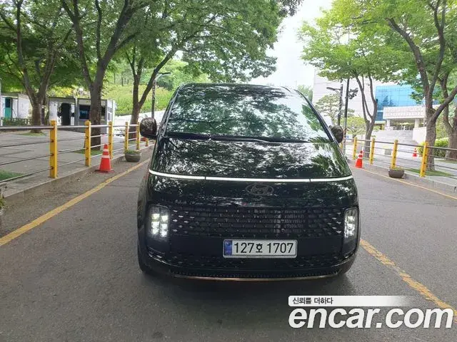 Hyundai Staria 2025 — Şəkil 11/16
