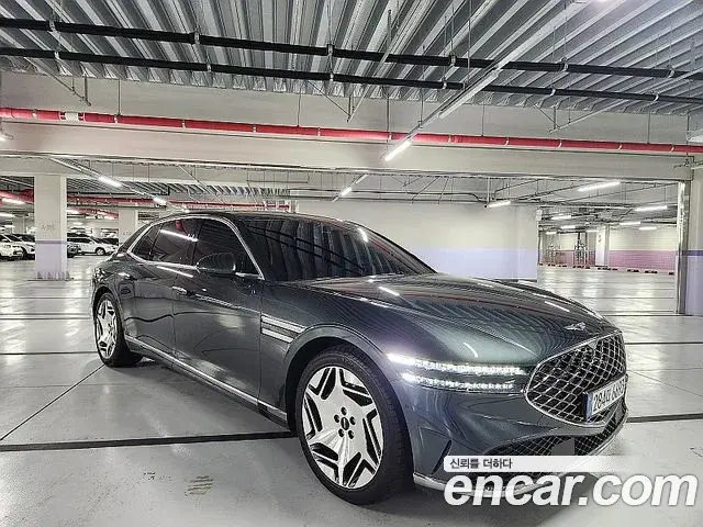 Genesis G90 2022 — Photo 12/20