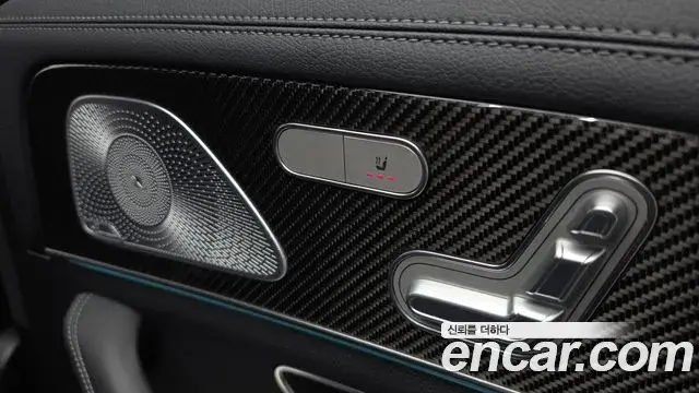 Mercedes-Benz GLE-Class 2020 — Фото 19/20