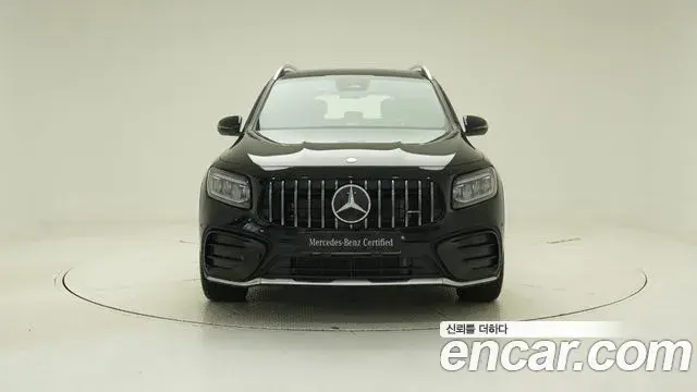 Mercedes-Benz GLB-Class 2025 — Фото 2/17