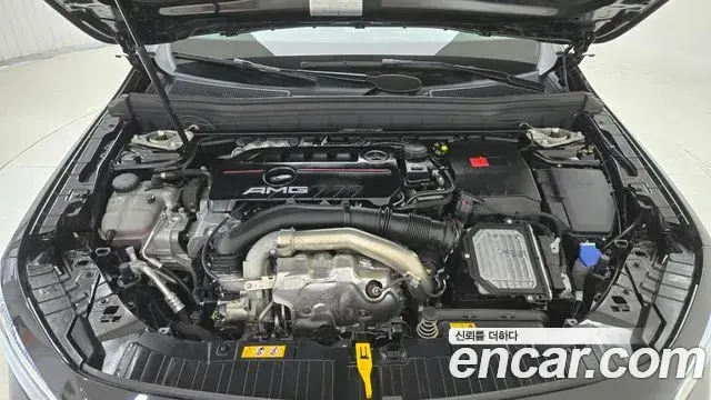 Mercedes-Benz GLB-Class 2025 — Фото 5/17