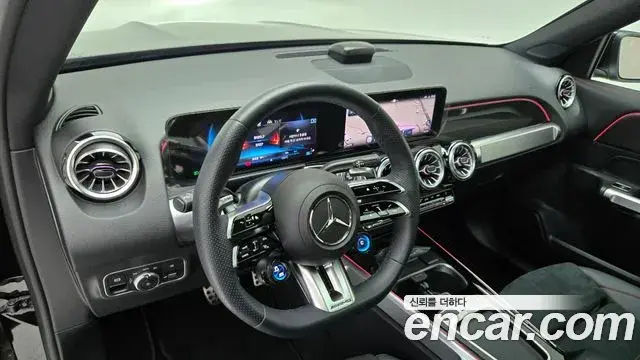 Mercedes-Benz GLB-Class 2025 — Фото 12/17