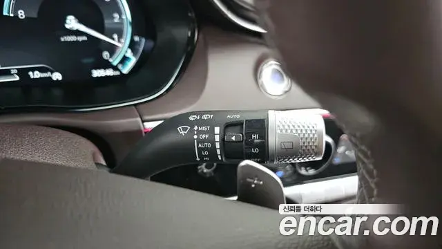 Genesis GV70 2023 — Şəkil 25/30