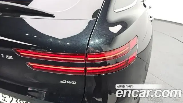 Genesis GV70 2023 — Şəkil 29/30