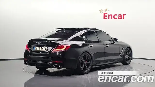 Genesis G70 2018 — Photo 8/20