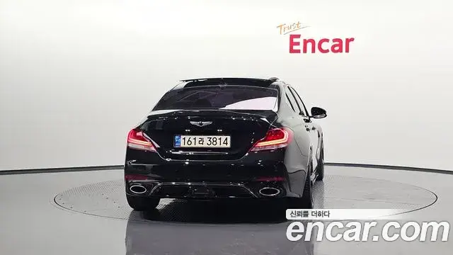 Genesis G70 2018 — Photo 14/20