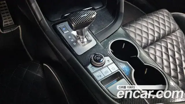 Genesis G70 2018 — Photo 13/20