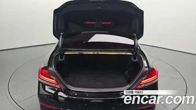 Genesis G70 2018 — Photo 4/20