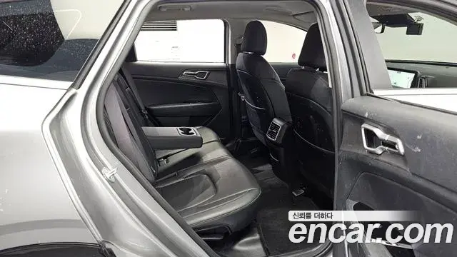 Kia Sportage 2022 — Фото 11/20