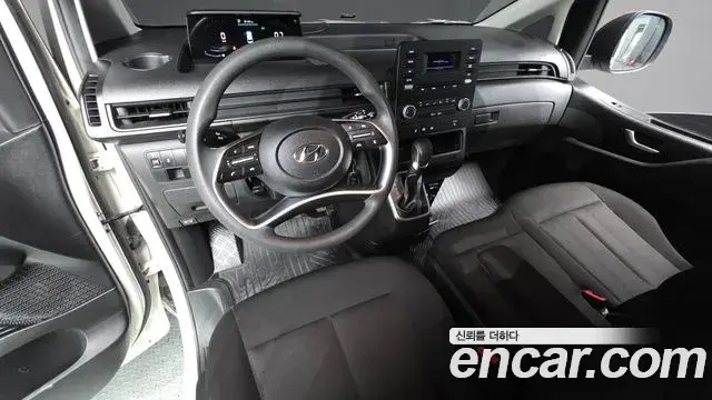Hyundai Staria 2022 — Photo 7/20
