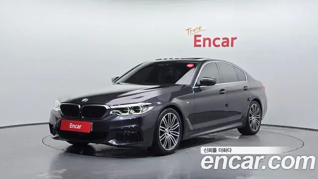 BMW 5 Series 2019 — Фото 1/20