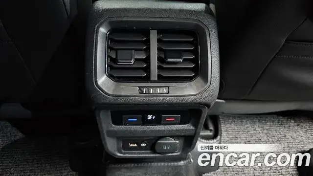 Volkswagen Tiguan 2018 — Şəkil 20/20