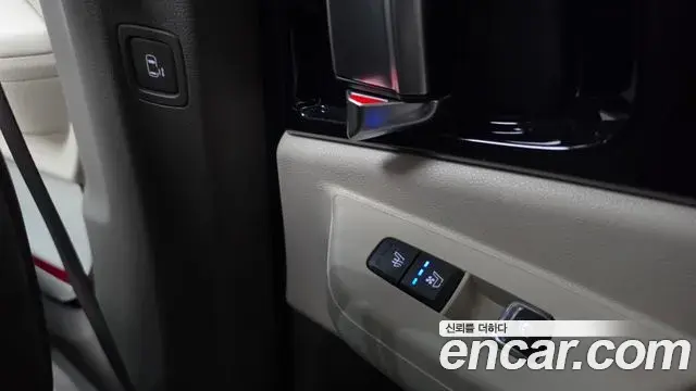 Kia Carnival 2025 — Photo 16/35