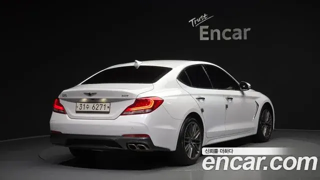 Genesis G70 2018 — Photo 14/20