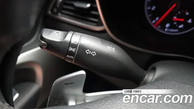Genesis G70 2018 — Photo 6/20