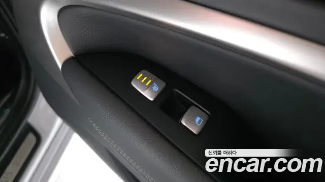 Genesis G70 2018 — Photo 20/20