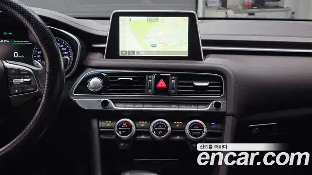 Genesis G70 2018 — Şəkil 10/32