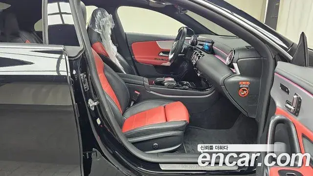 Mercedes-Benz CLA-Class 2021 — Şəkil 25/30