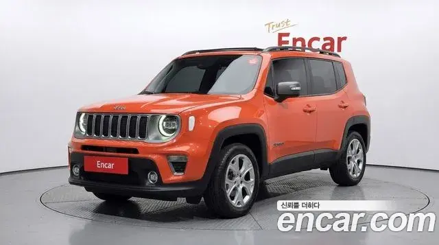 Jeep Renegade 2019 — Фото 1/20