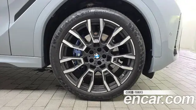 BMW X6 2025 — Şəkil 28/32