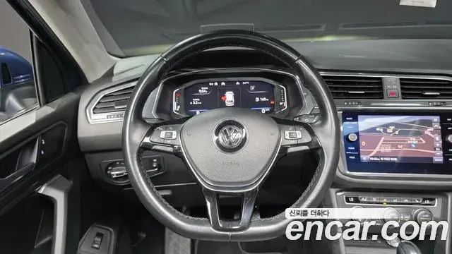 Volkswagen Tiguan Allspace 2020 — Фото 13/20