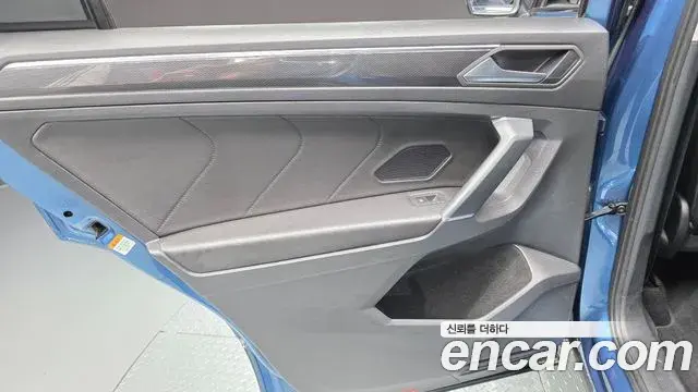 Volkswagen Tiguan Allspace 2020 — ფოტო 31/31