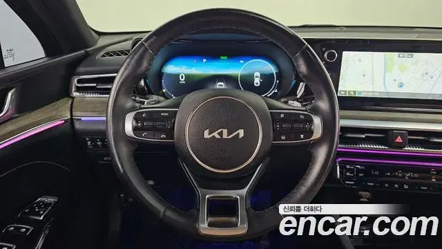 Kia K5 2023 — Фото 14/20