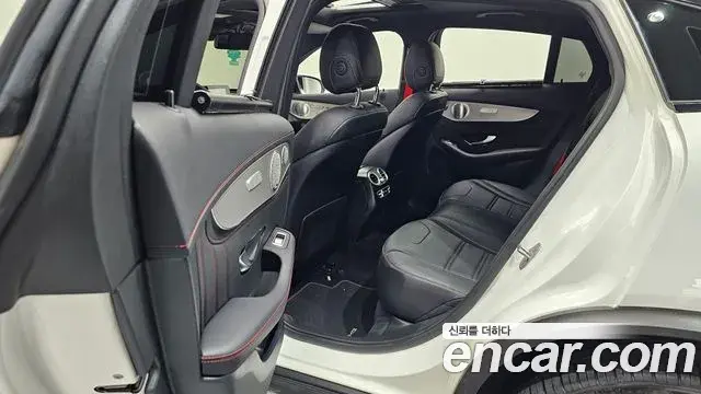 Mercedes-Benz GLC-Class 2019 — Photo 13/30