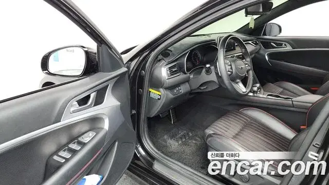 Genesis G70 2019 — Şəkil 35/36