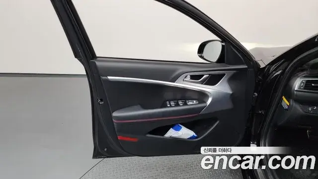 Genesis G70 2019 — Şəkil 29/36