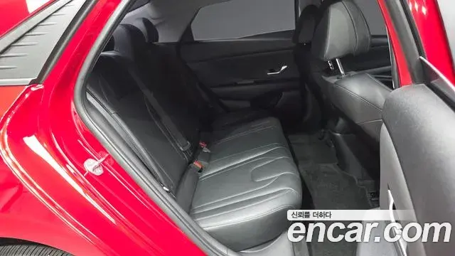 Hyundai The New Avante Hybrid 2020 — Photo 13/20