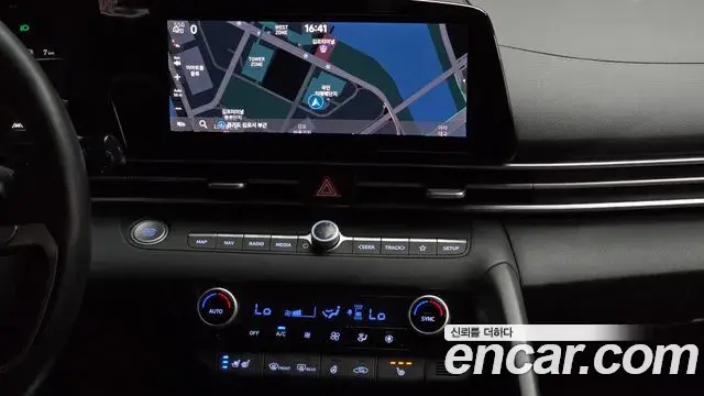 Hyundai The New Avante Hybrid 2020 — Photo 11/20