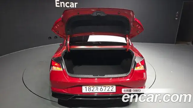 Hyundai The New Avante Hybrid 2020 — Photo 1/20