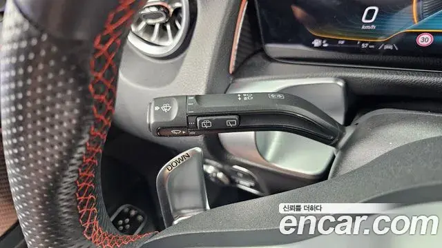 Mercedes-Benz GLB-Class 2022 — Photo 22/31