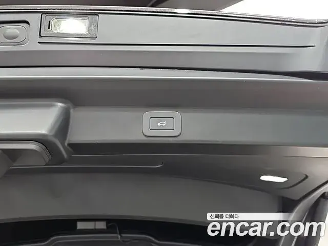 Land Rover Range Rover Sport 2024 — ფოტო 7/20
