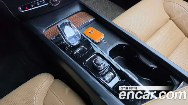 Volvo S60 2021 — Photo 5/20