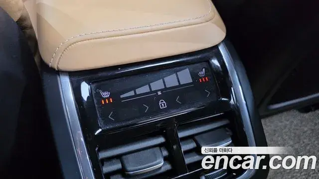 Volvo S60 2021 — Photo 2/20