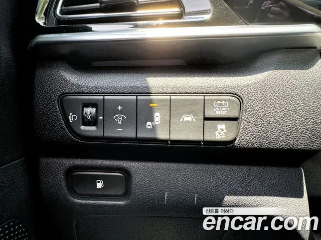 Kia Niro 2021 — Фото 13/20