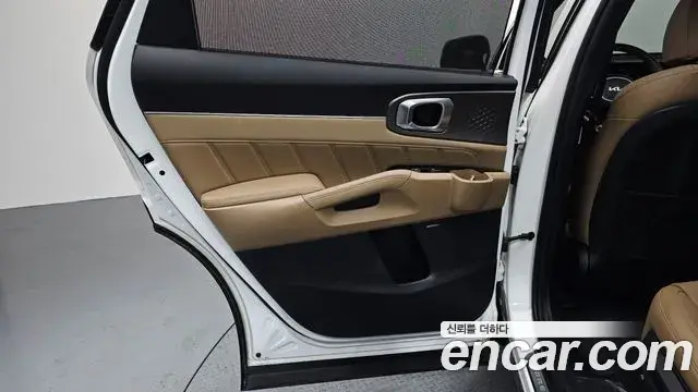 Kia Sorento 2024 — Şəkil 26/35