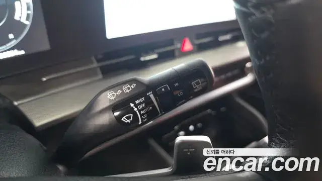 Kia Sportage 2023 — Photo 1/31