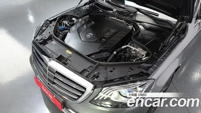 Mercedes-Benz S-Class 2020 — Фото 6/20