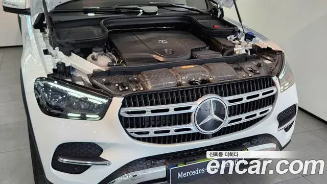Mercedes-Benz GLE-Class 2026 — Şəkil 8/20