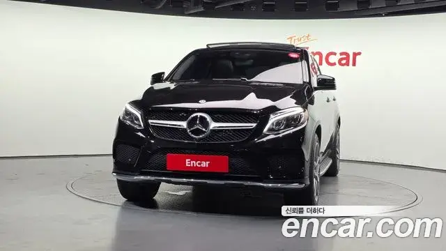 Mercedes-Benz GLE-Class 2018 — ფოტო 1/20