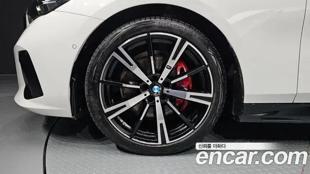 BMW 5 Series 2024 — Şəkil 12/20