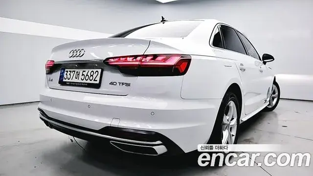 Audi A4 2021 — Şəkil 18/19
