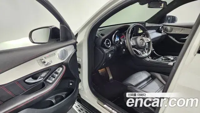 Mercedes-Benz GLC-Class 2018 — Şəkil 27/35