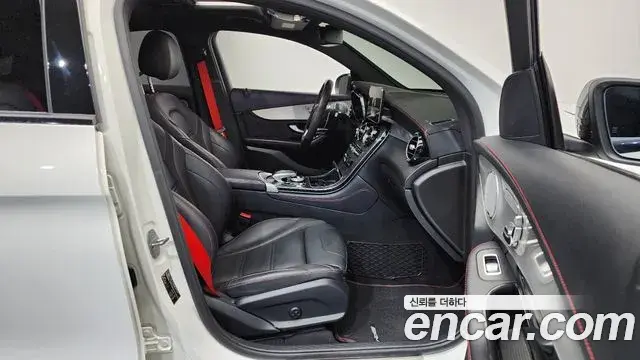 Mercedes-Benz GLC-Class 2018 — Şəkil 4/35